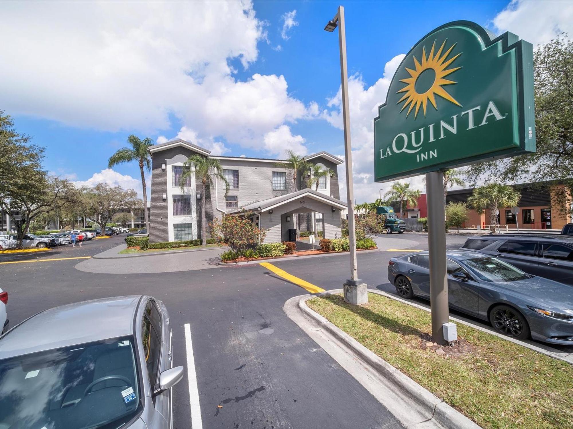 La Quinta Inn By Wyndham Miami Airport North Miami Springs Eksteriør bilde